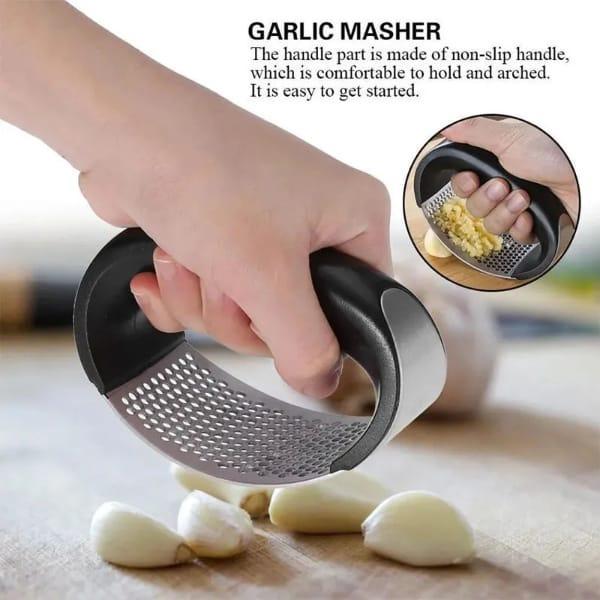 Stainless steel garlic press. 1 Pcs easy to use,ergonomic design for user comfort