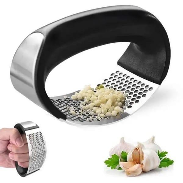 Stainless steel garlic press. 1 Pcs easy to use,ergonomic design for user comfort